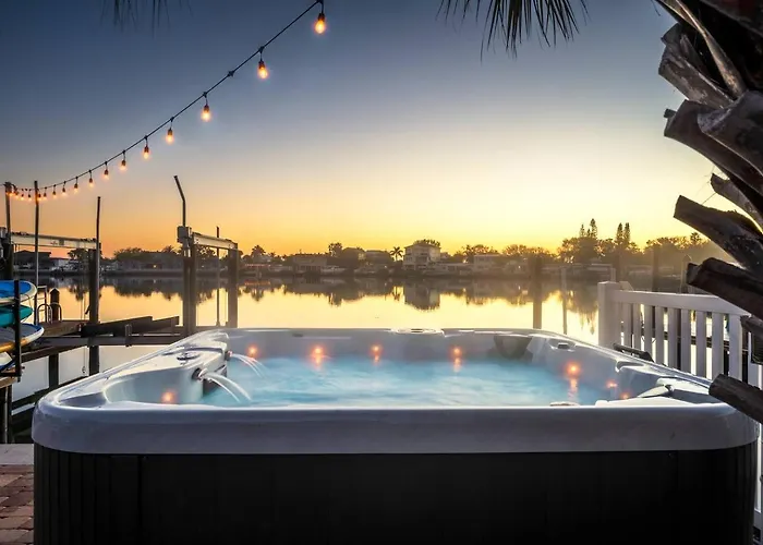 Waterfront Duplex: 3 Blocks To Beach, Hot Tub, Sup